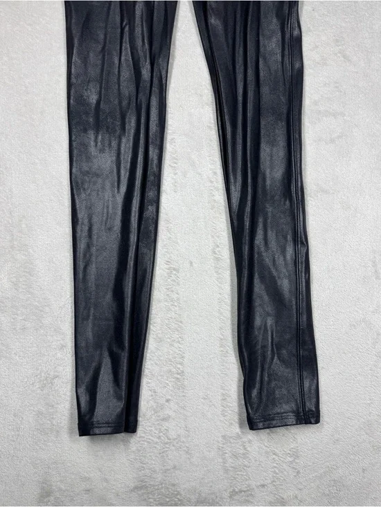Spanx Faux Leather Crackle Black Leggings Size Small - Picture 5 of 16